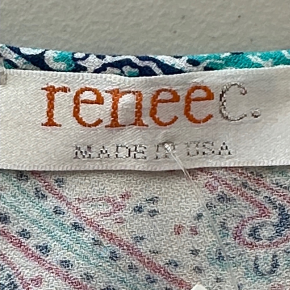 NWT RENEE C Kailano V- Neck Tunic in a Teal Green and White Paisley Size Small. - Picture 12 of 13